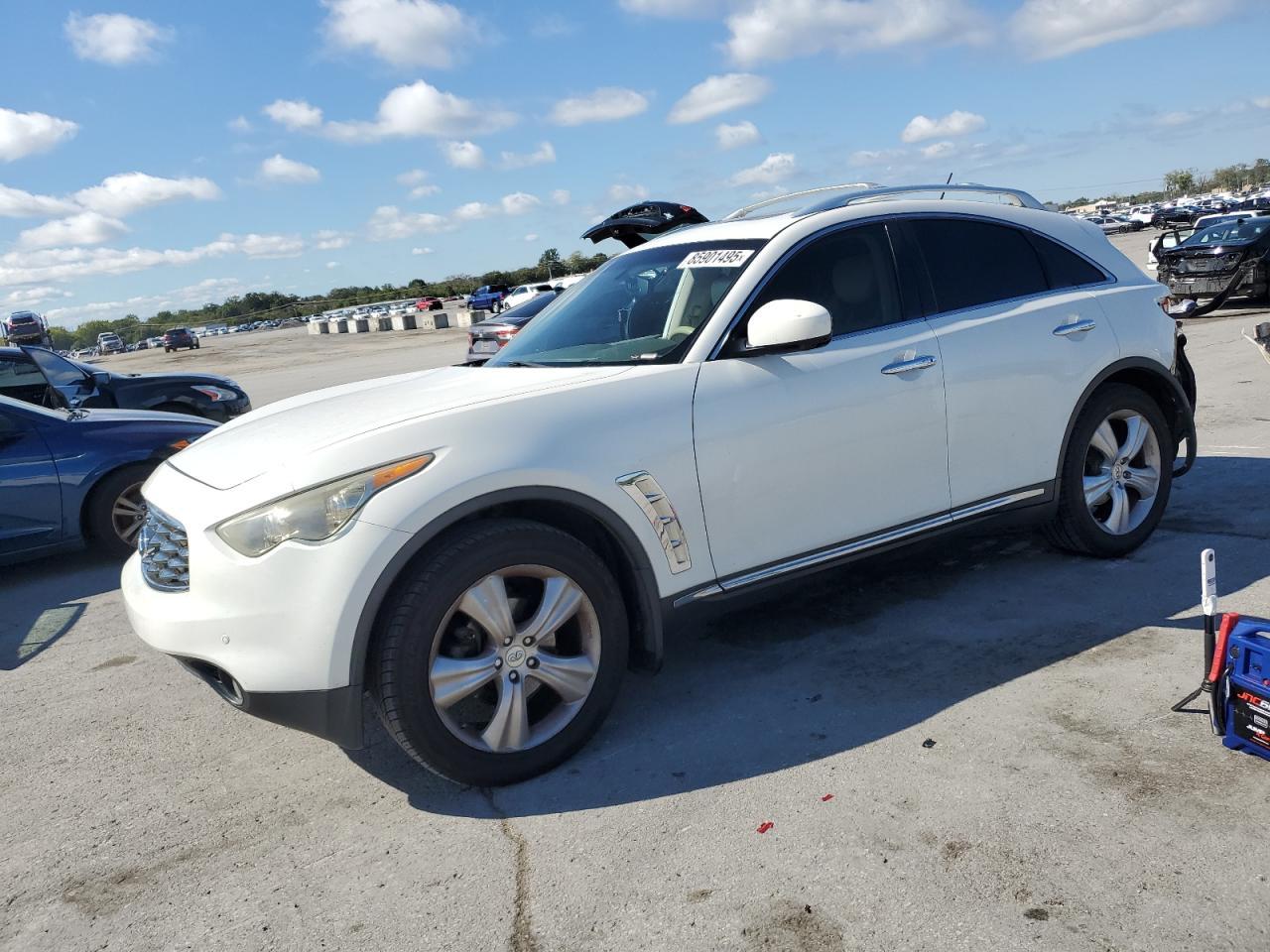 2011 INFINITI FX35