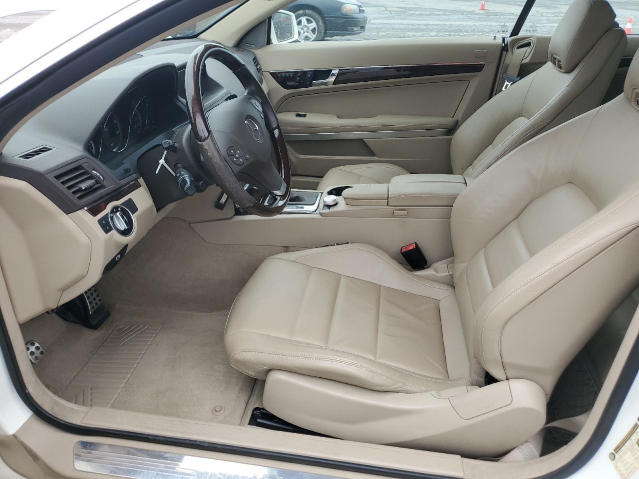 2011 MERCEDES-BENZ E-Class