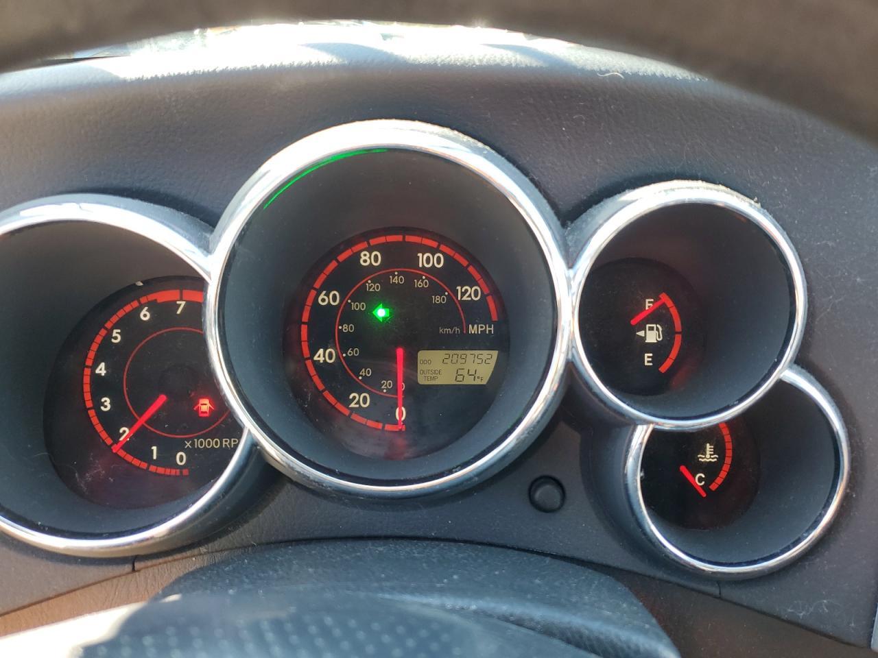 2004 TOYOTA COROLLA