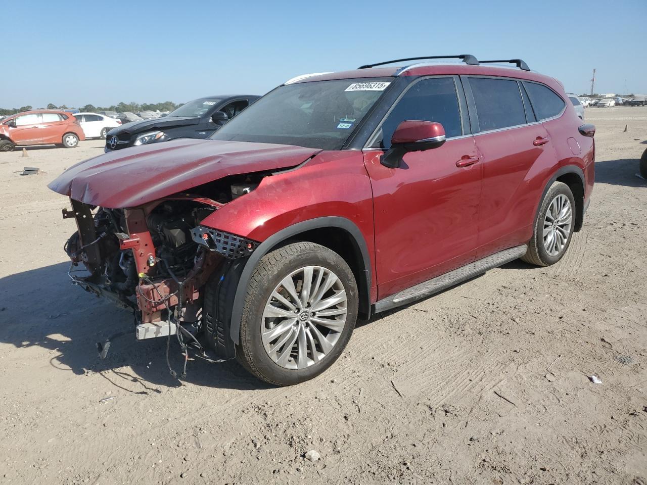2024 TOYOTA HIGHLANDER