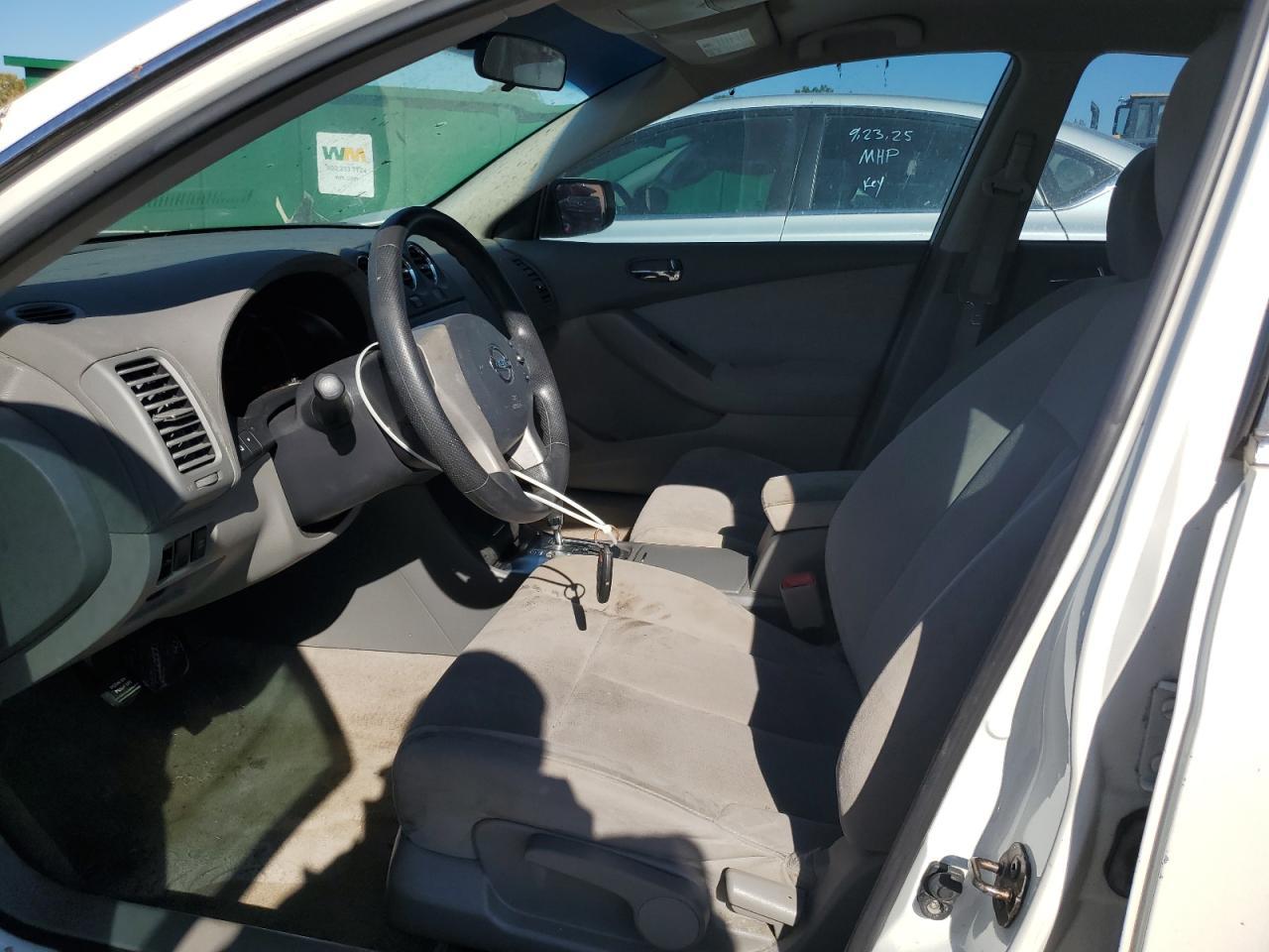 2010 NISSAN ALTIMA