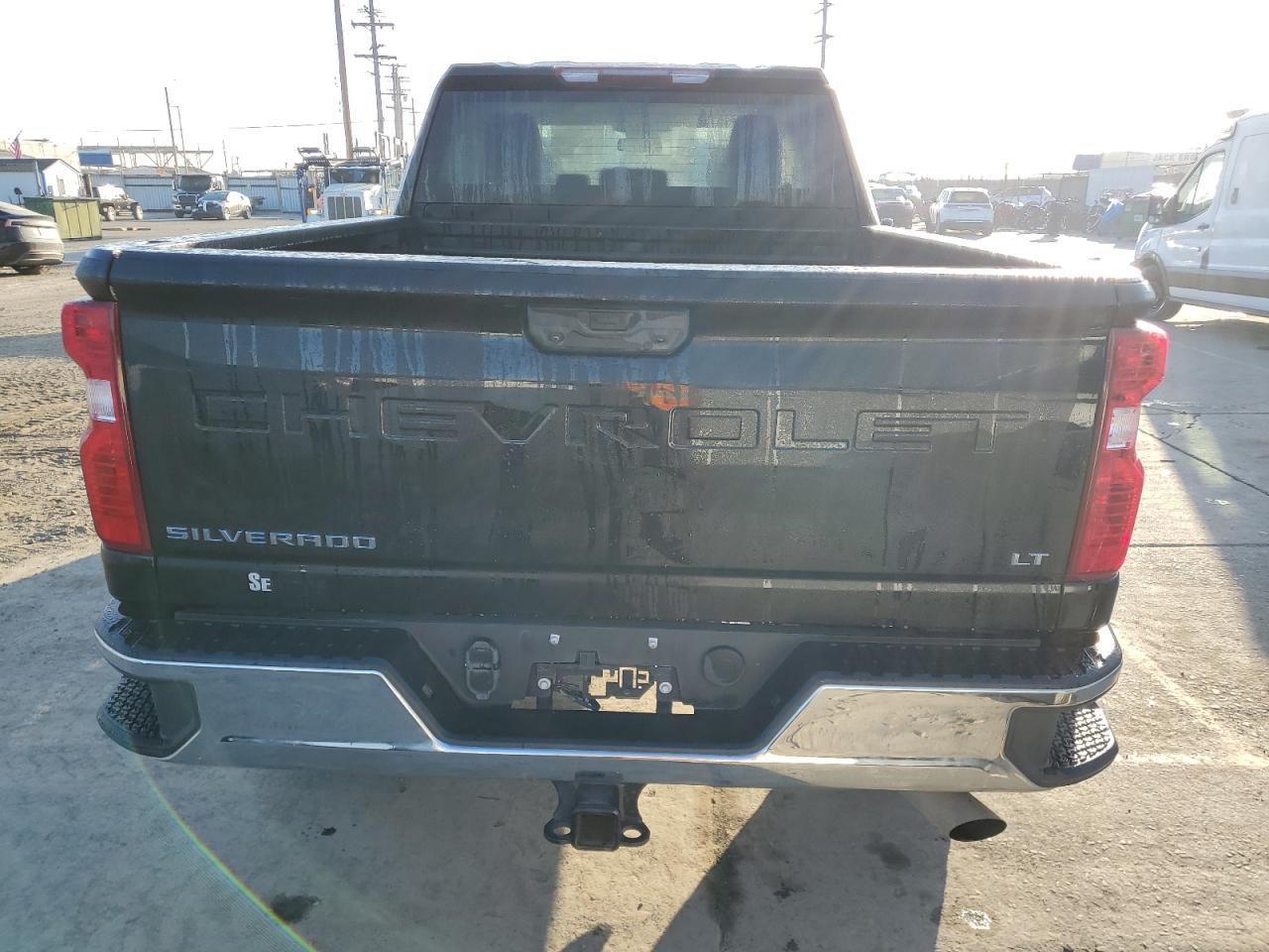 2024 CHEVROLET Silverado