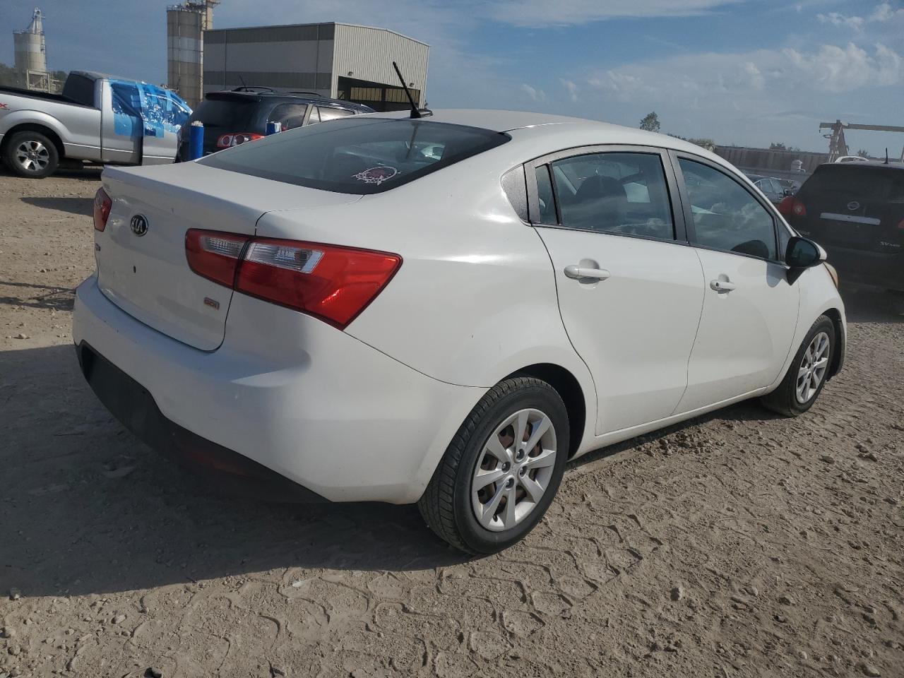 2013 KIA RIO