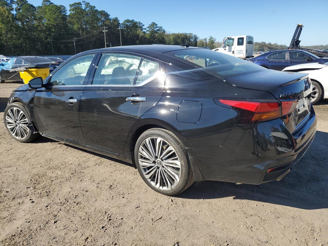 2025 NISSAN ALTIMA