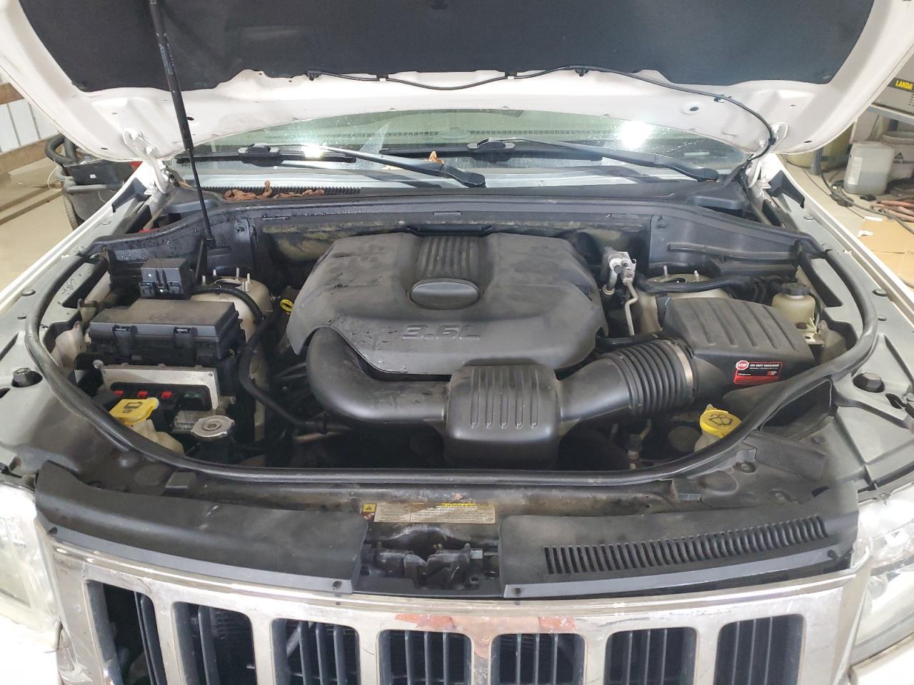 2011 JEEP Grand Cherokee