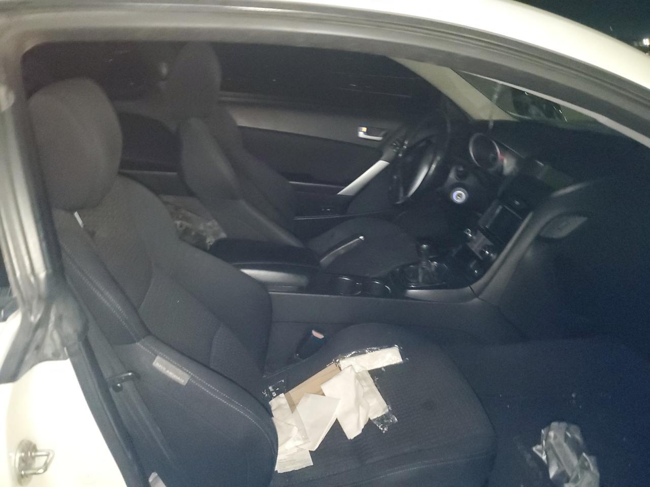 2010 HYUNDAI GENESIS