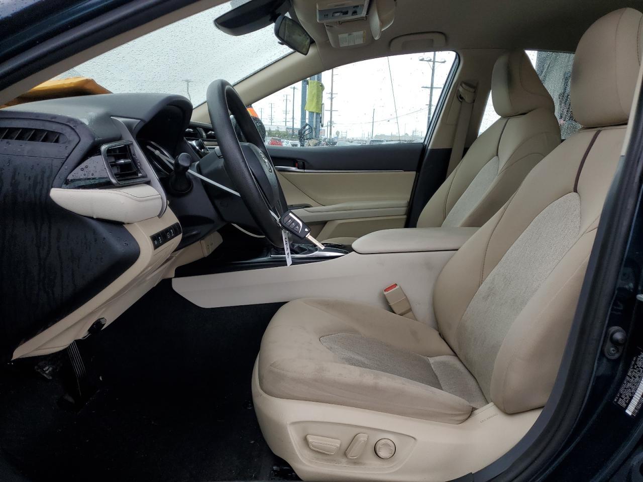 2019 TOYOTA CAMRY