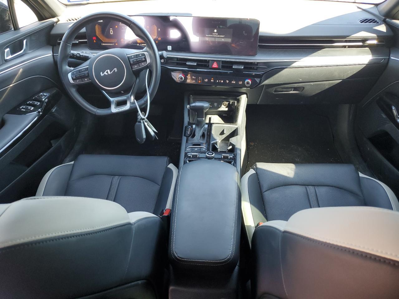 2025 KIA K5