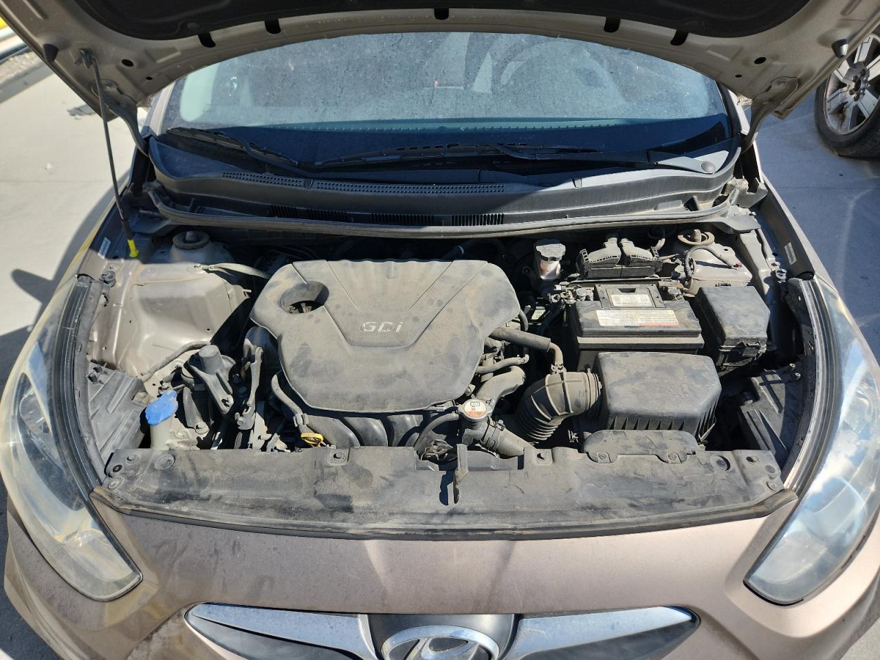 2012 HYUNDAI ACCENT