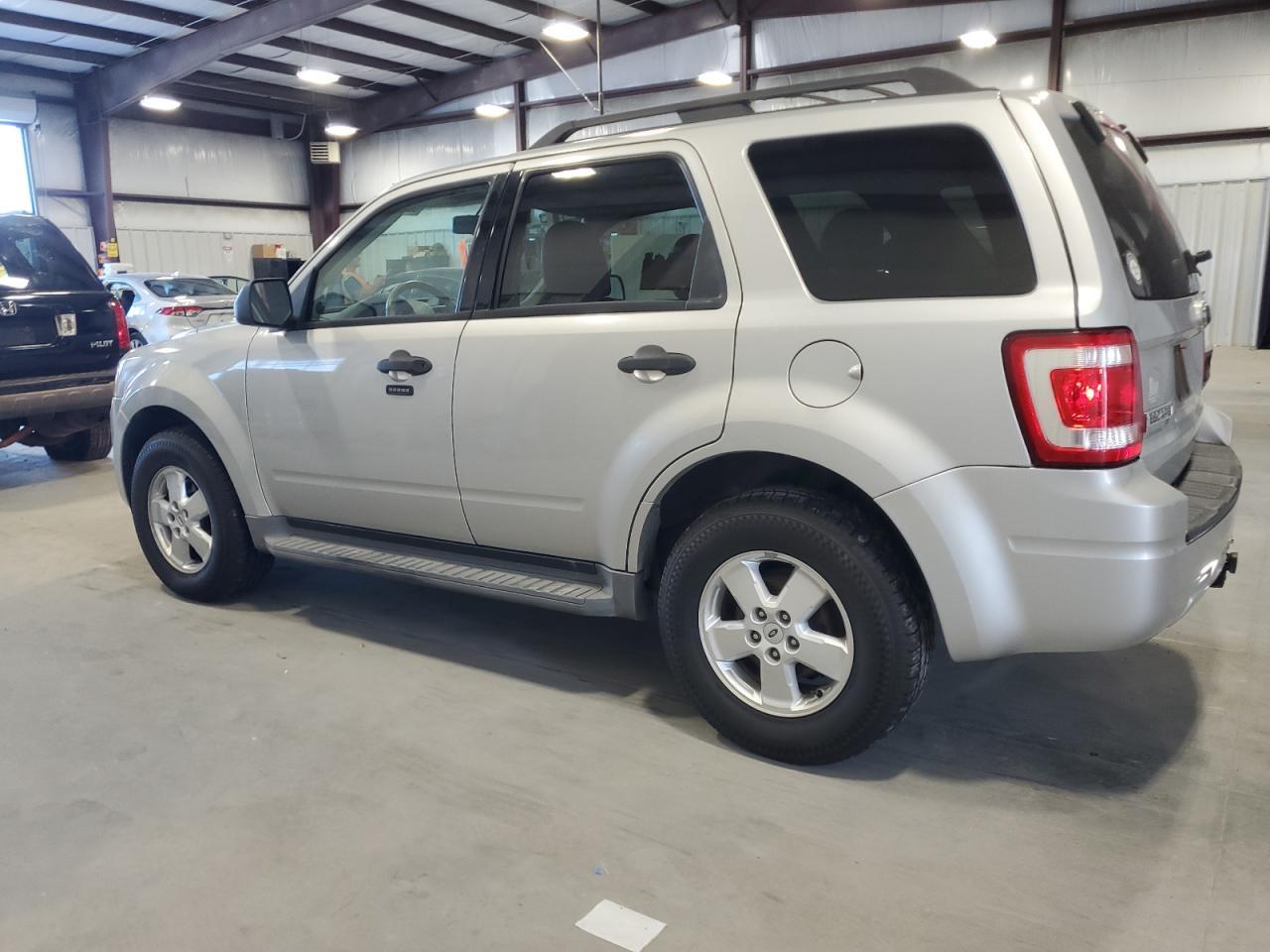 2009 FORD ESCAPE