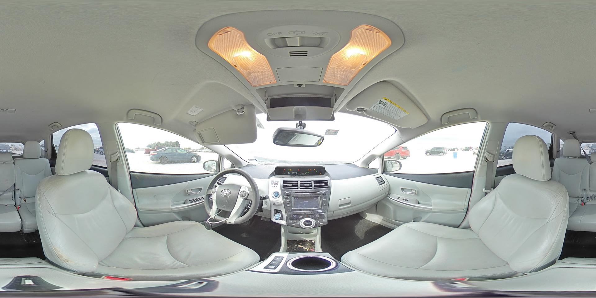 2014 TOYOTA PRIUS V