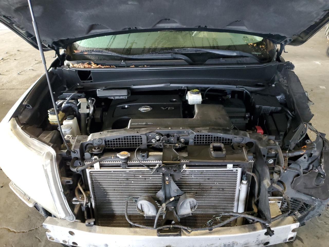 2013 NISSAN PATHFINDER