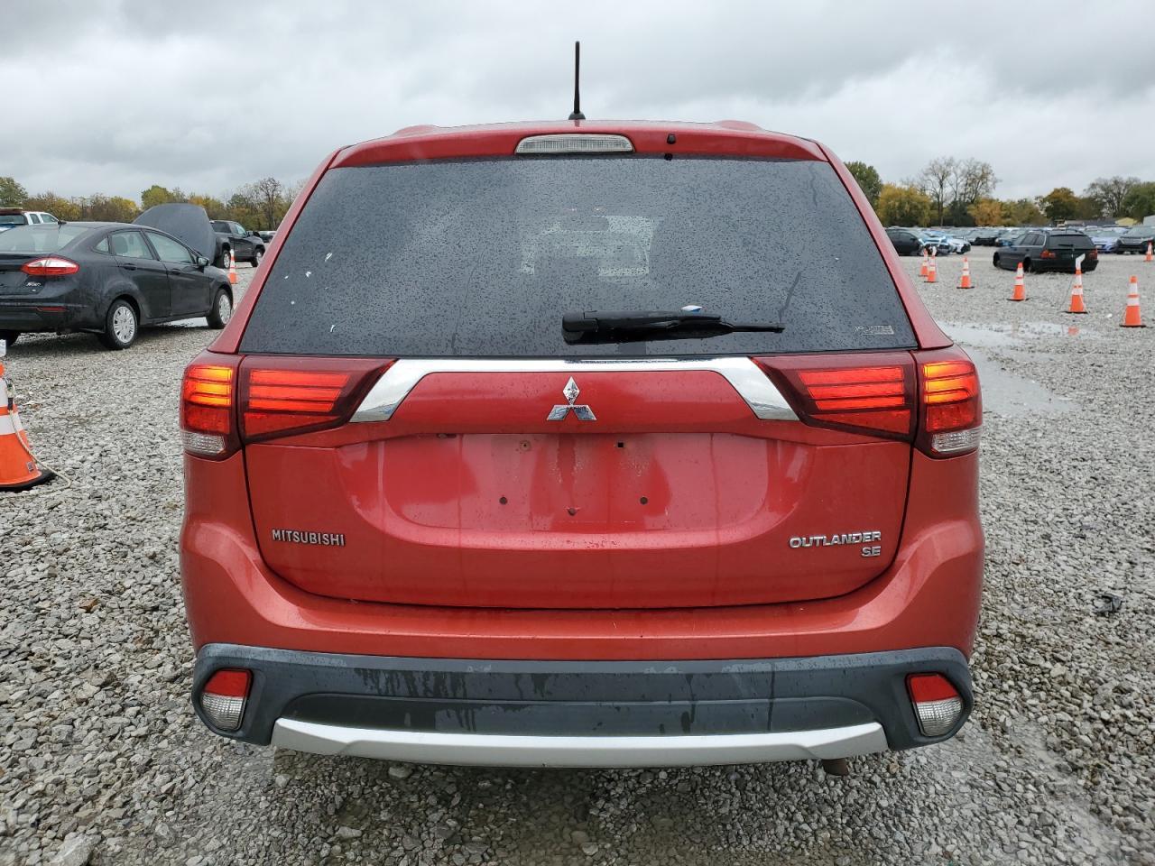2016 MITSUBISHI outlander