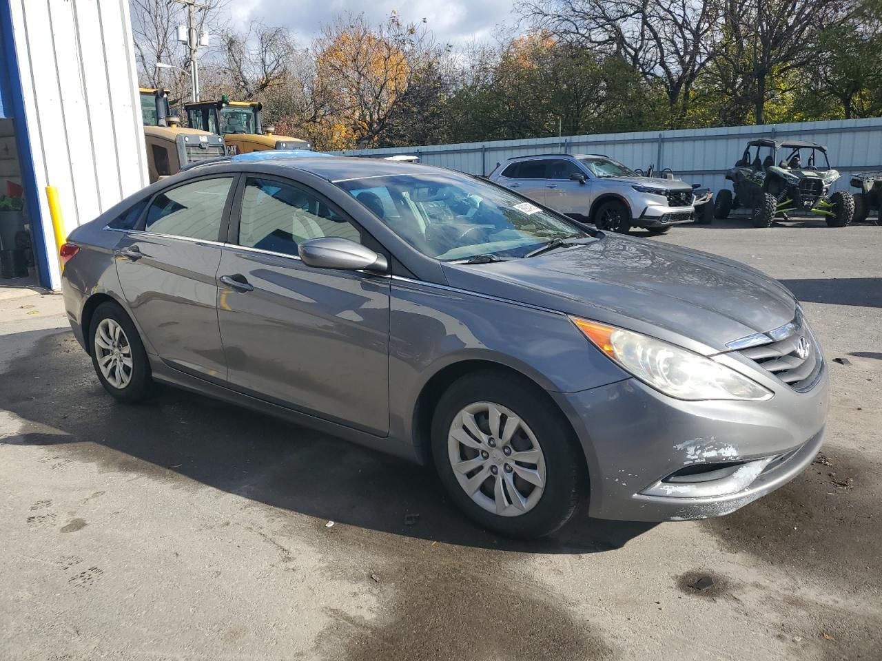 2011 HYUNDAI SONATA