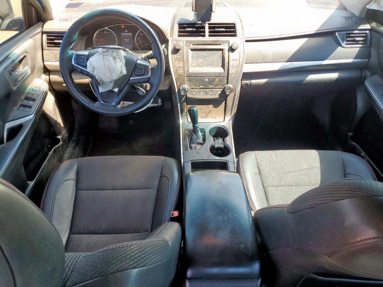 2017 TOYOTA CAMRY