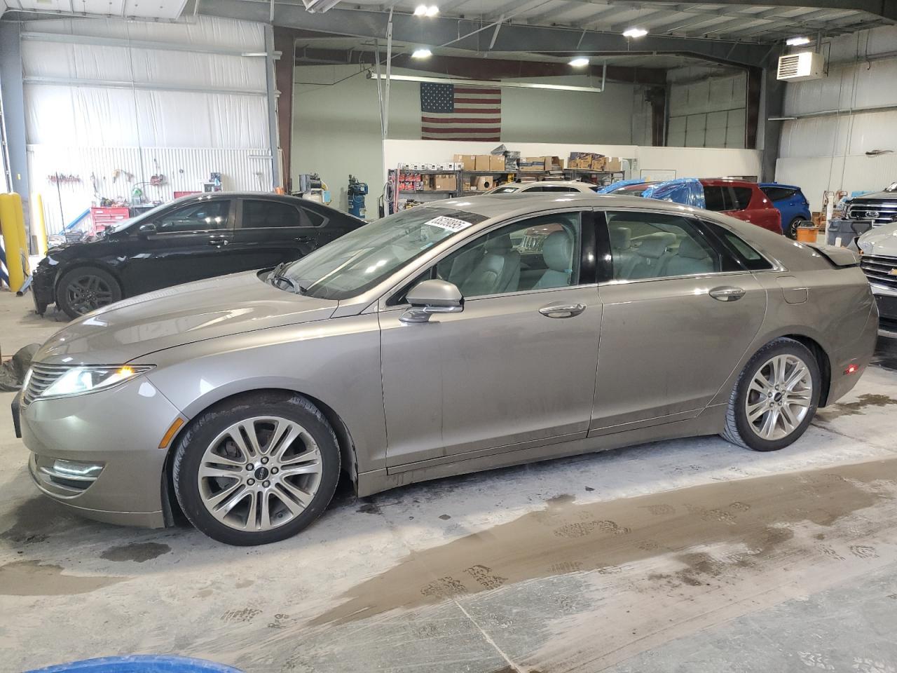 2016 LINCOLN MKZ