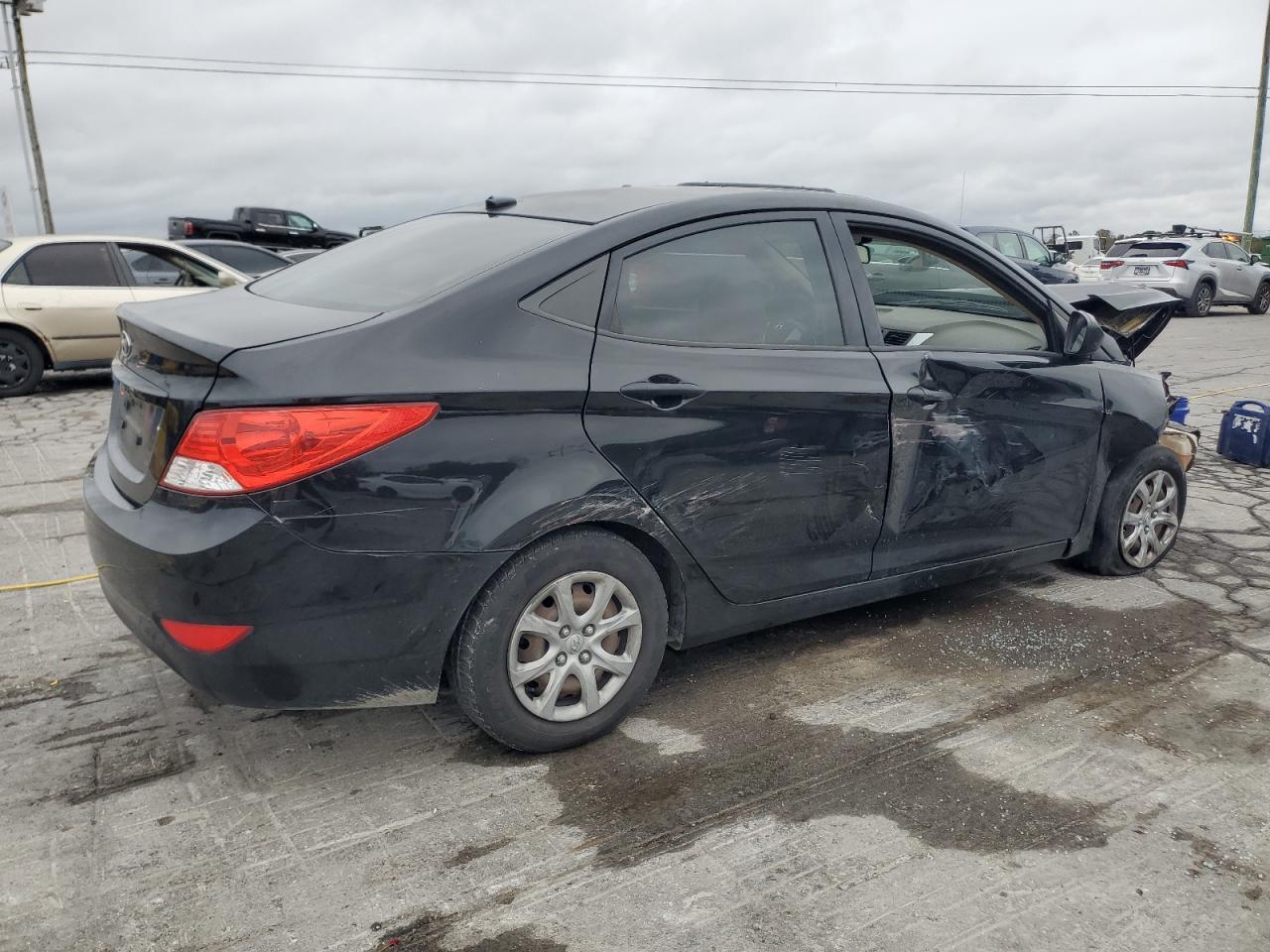 2012 HYUNDAI ACCENT