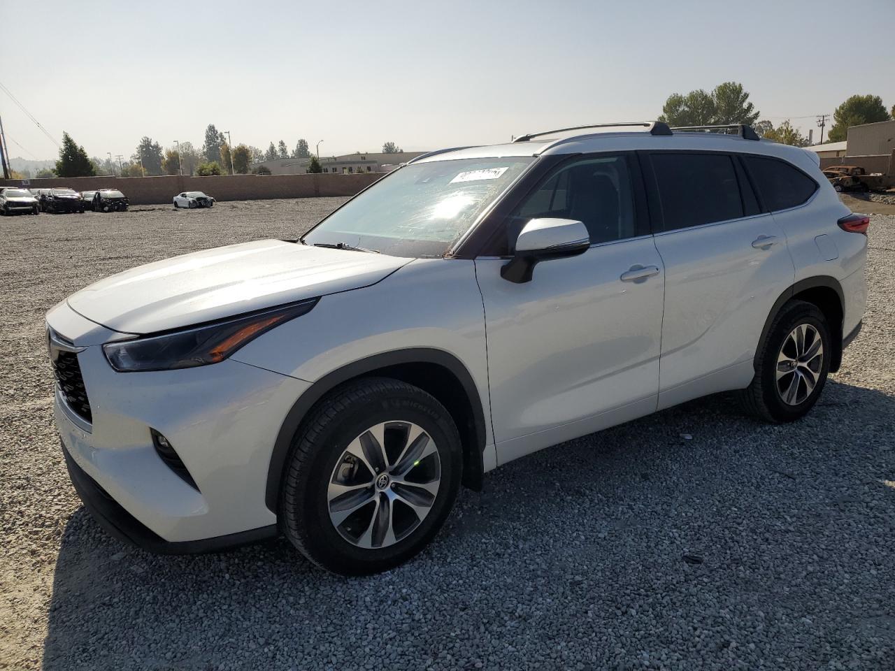 2022 TOYOTA HIGHLANDER