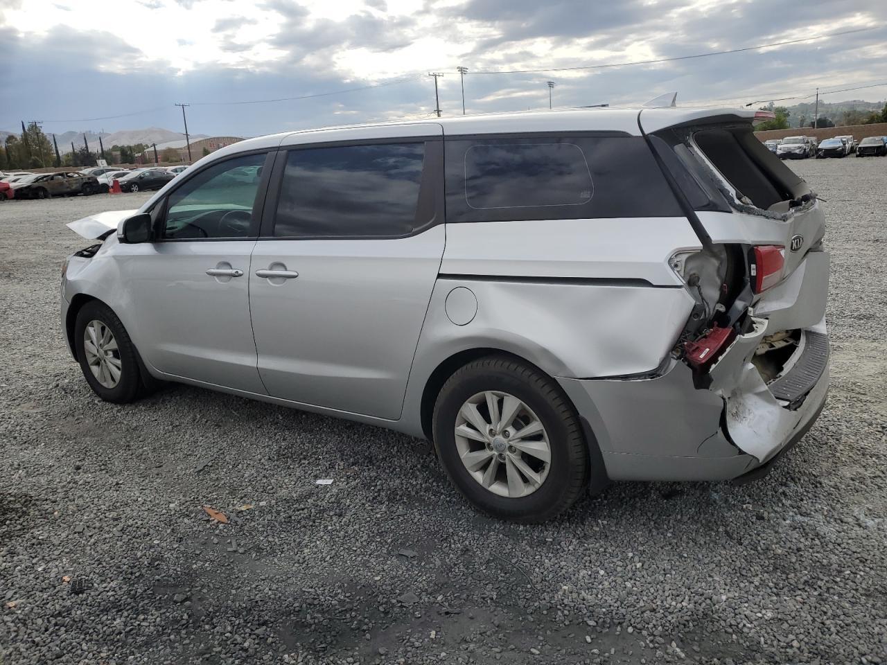 2017 KIA SEDONA