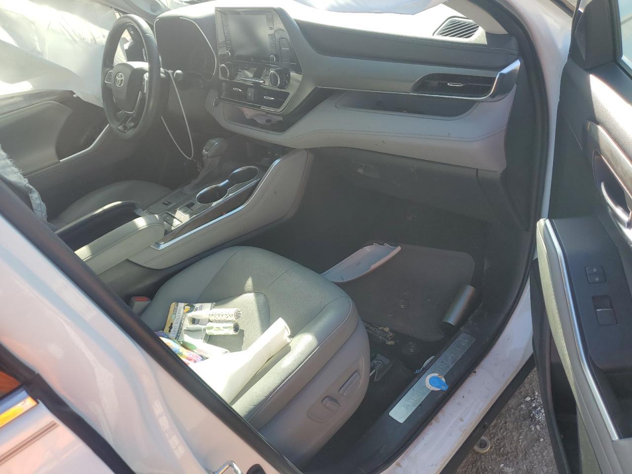 2021 TOYOTA HIGHLANDER