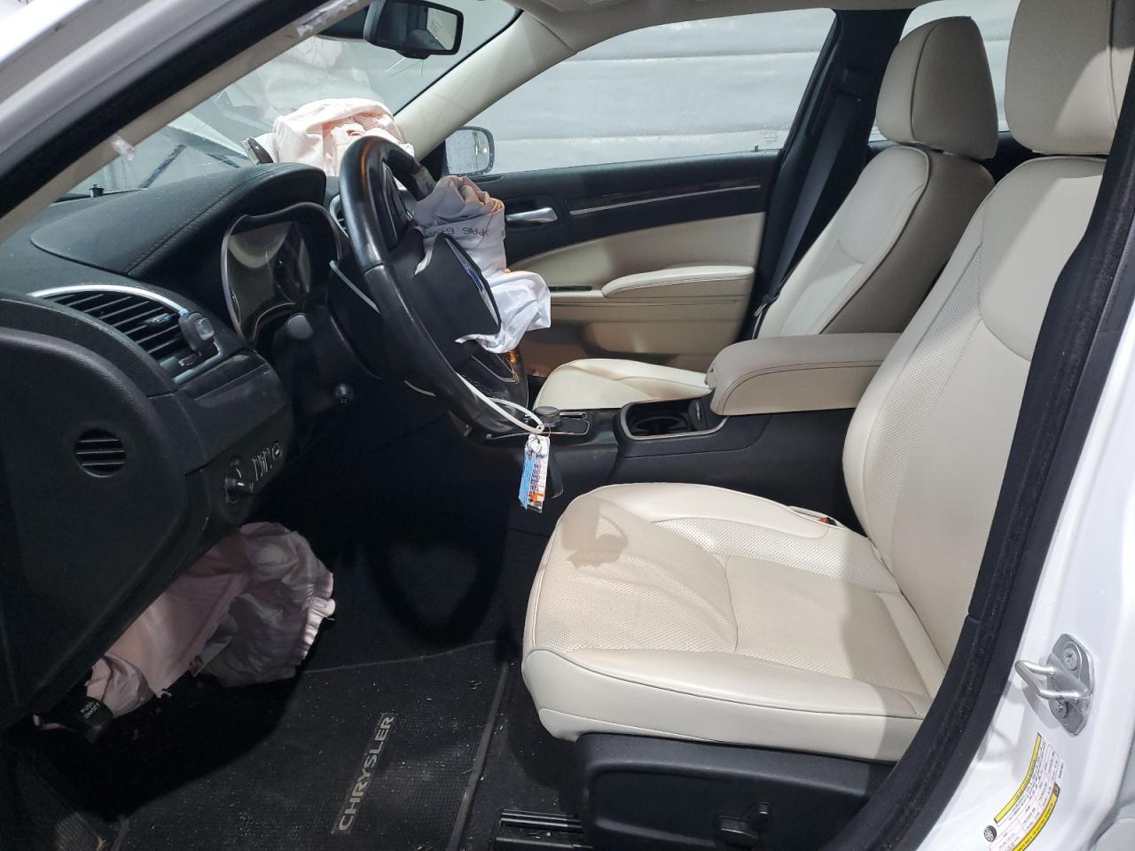 2021 CHRYSLER 300