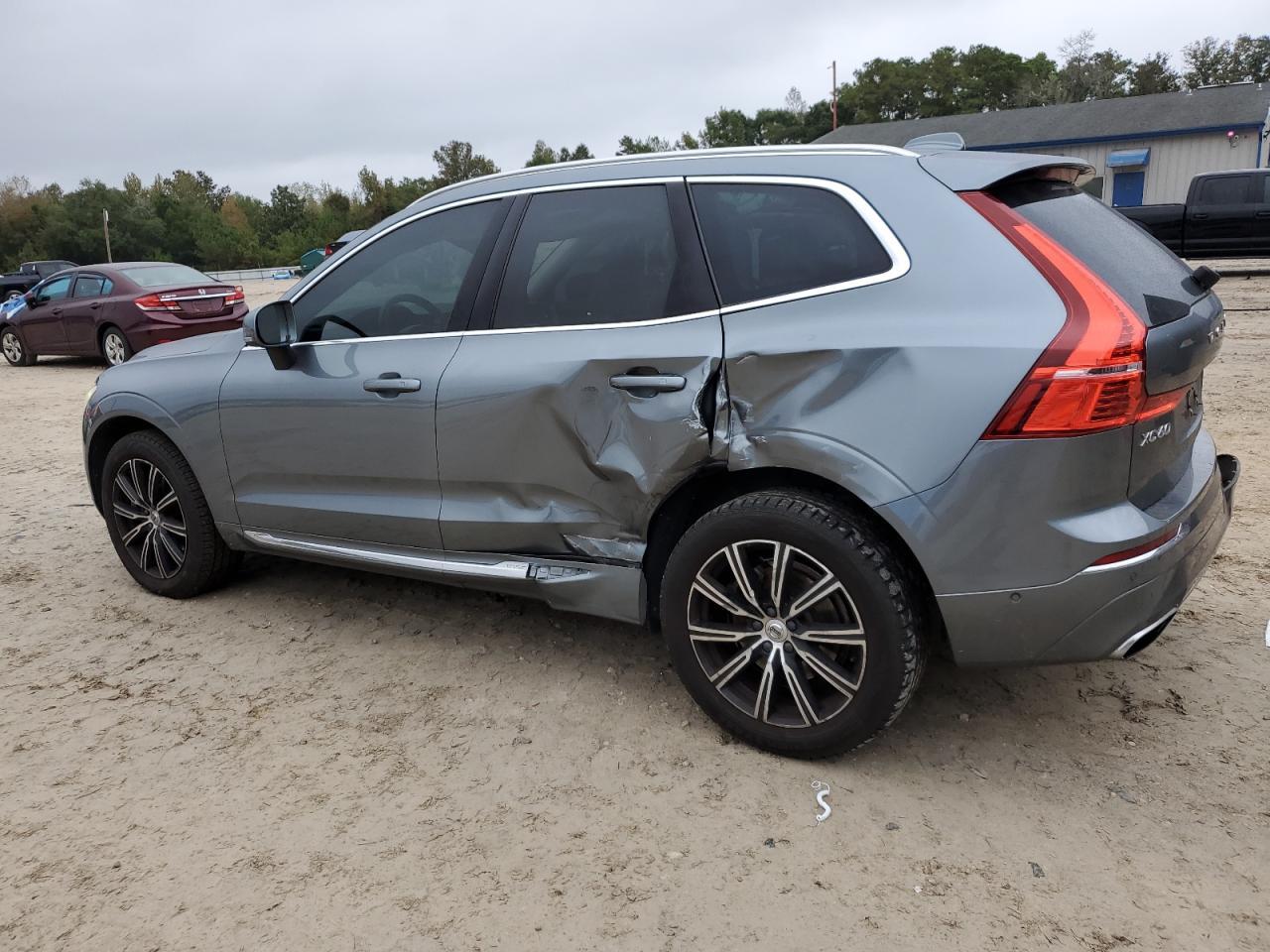 2019 VOLVO XC60