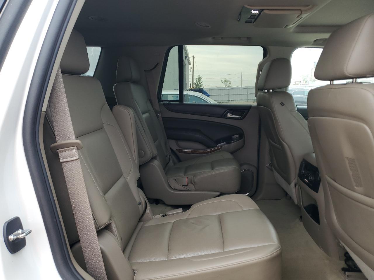 2016 CHEVROLET Tahoe
