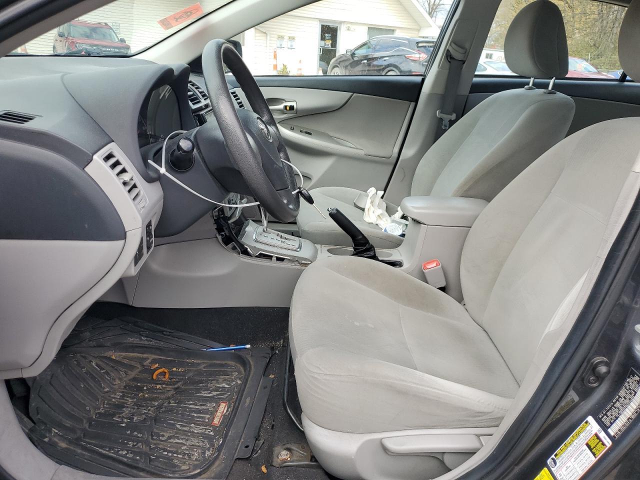 2011 TOYOTA COROLLA