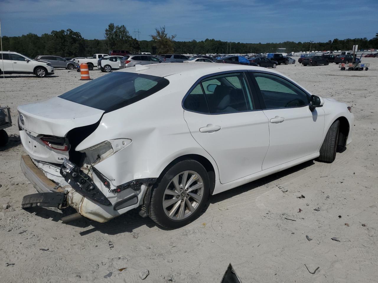 2022 TOYOTA CAMRY