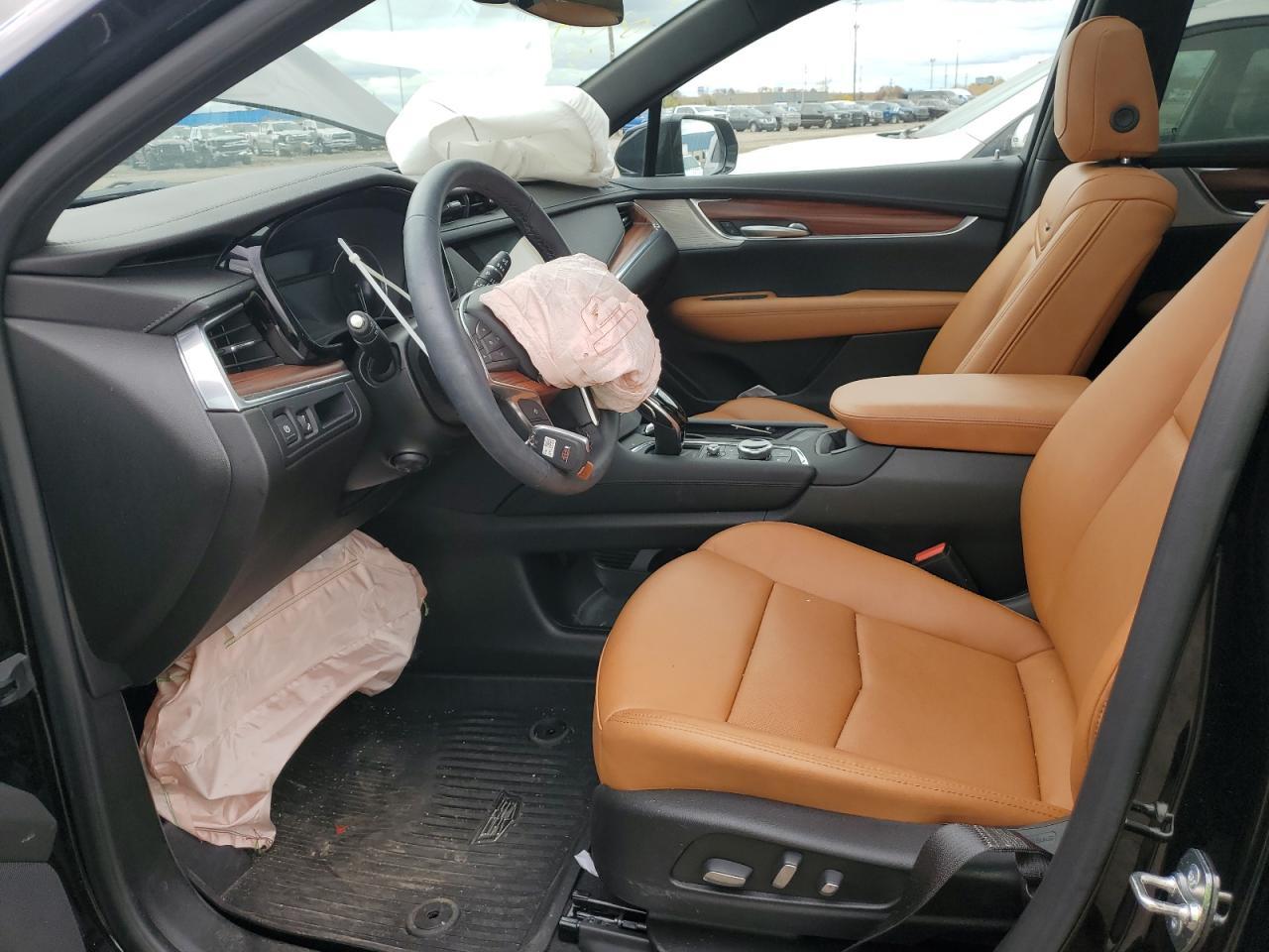 2025 CADILLAC XT5