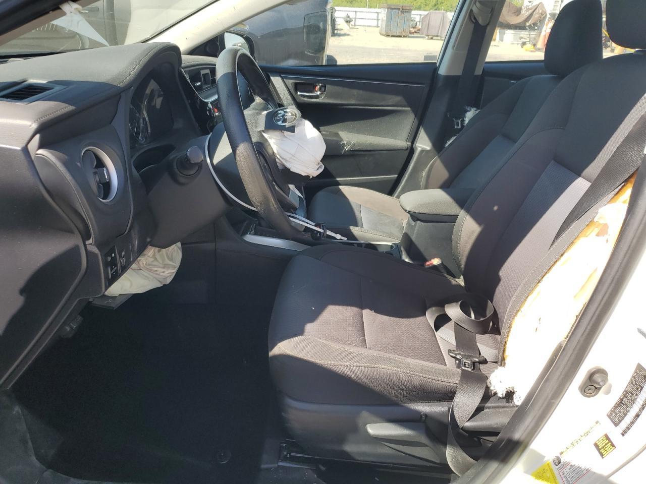 2017 TOYOTA COROLLA