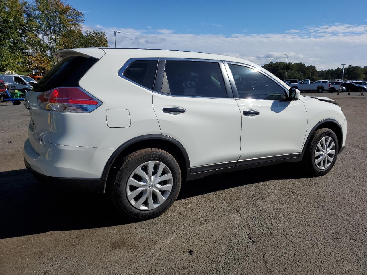 2015 NISSAN ROGUE