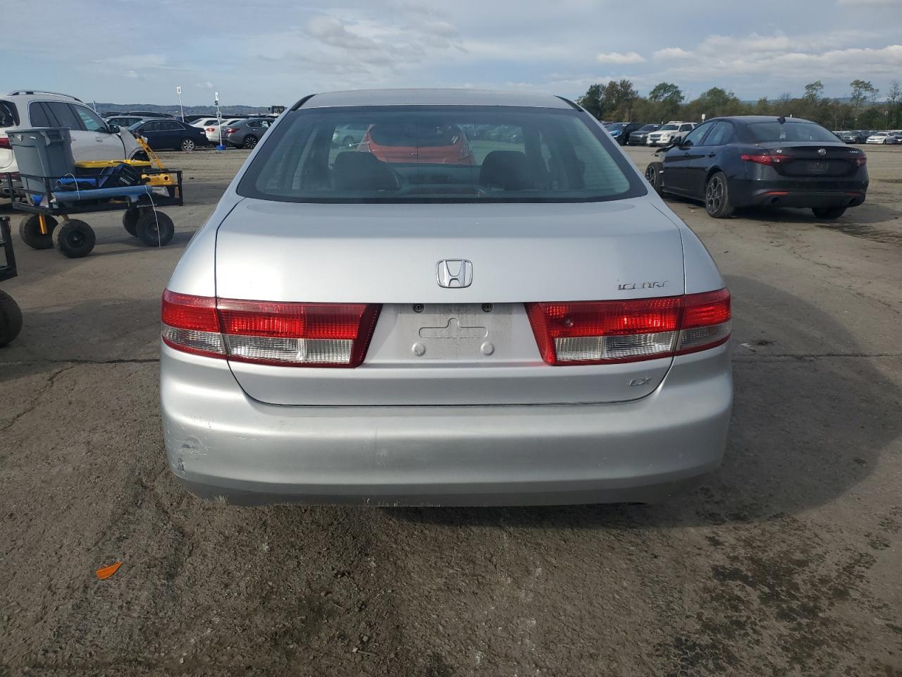2004 HONDA ACCORD