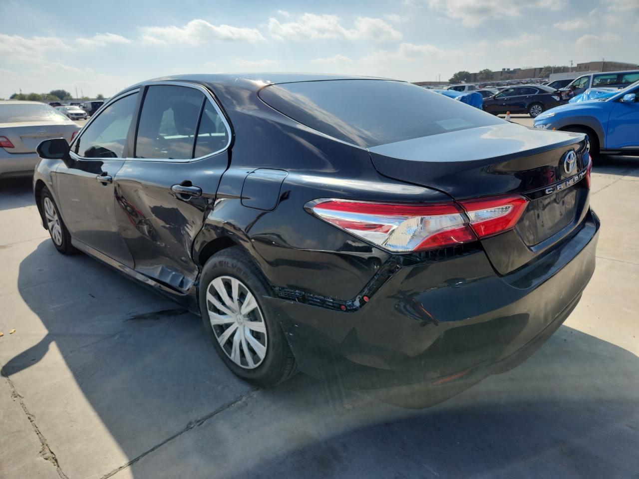 2018 TOYOTA CAMRY