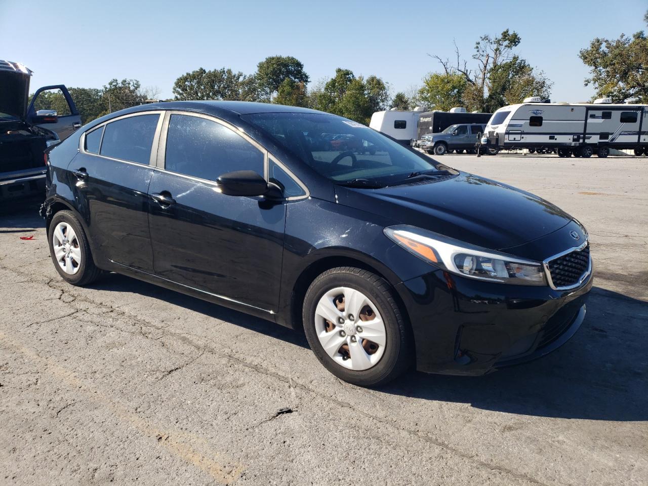 2017 KIA FORTE