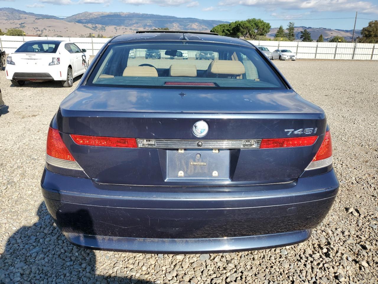2002 BMW 7 series