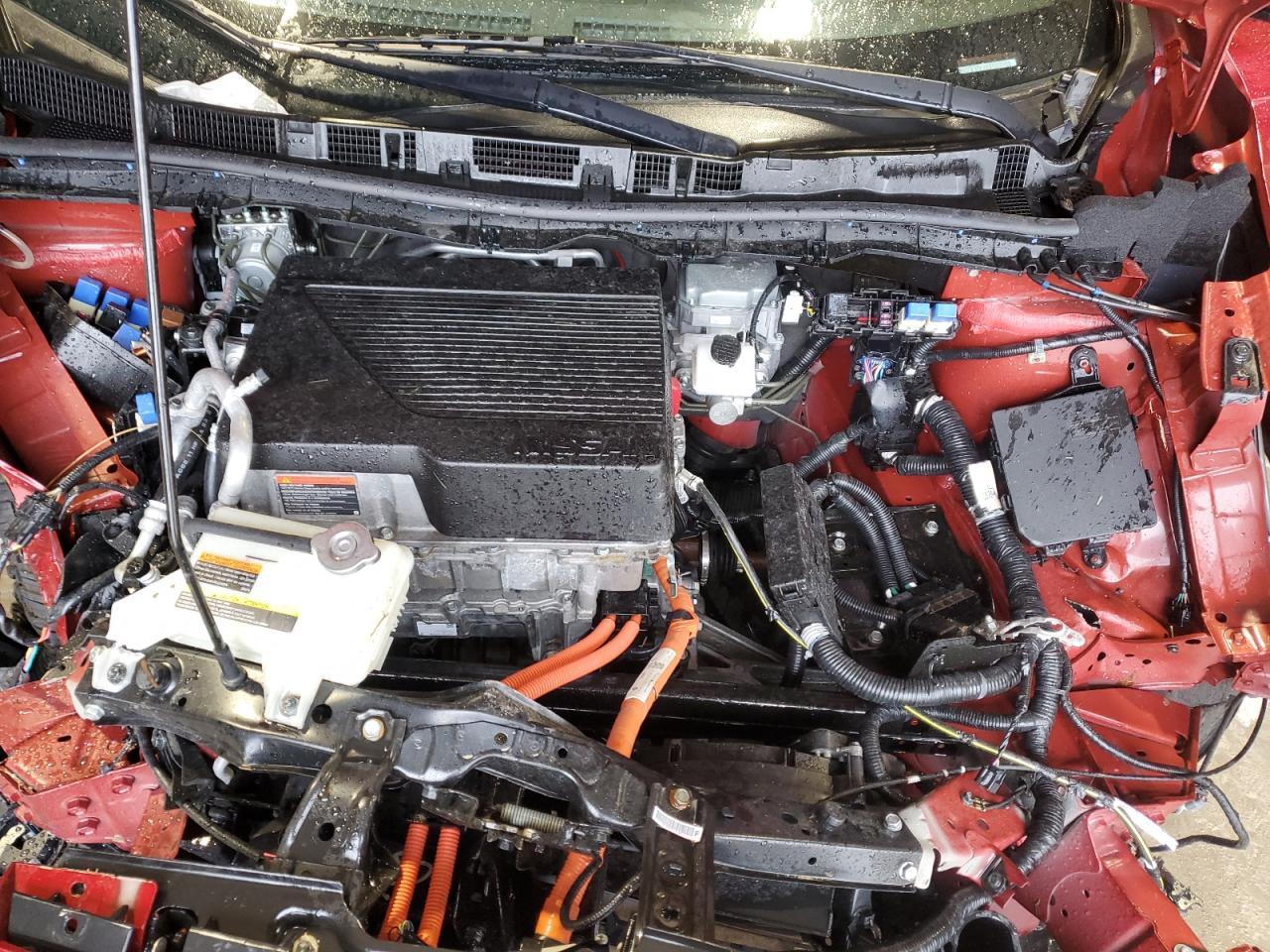2022 NISSAN LEAF