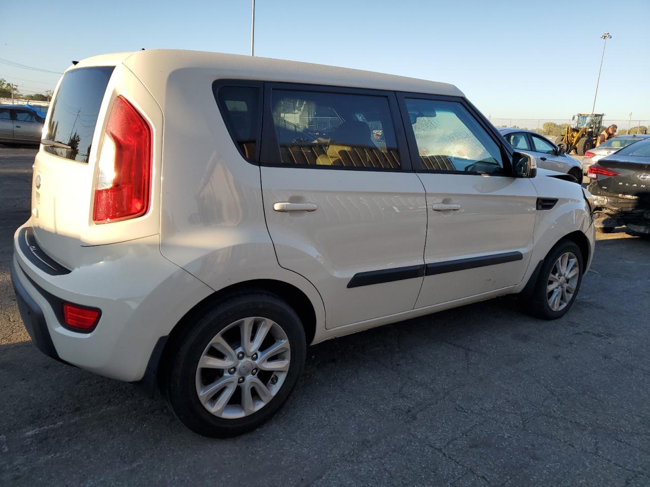 2013 KIA SOUL