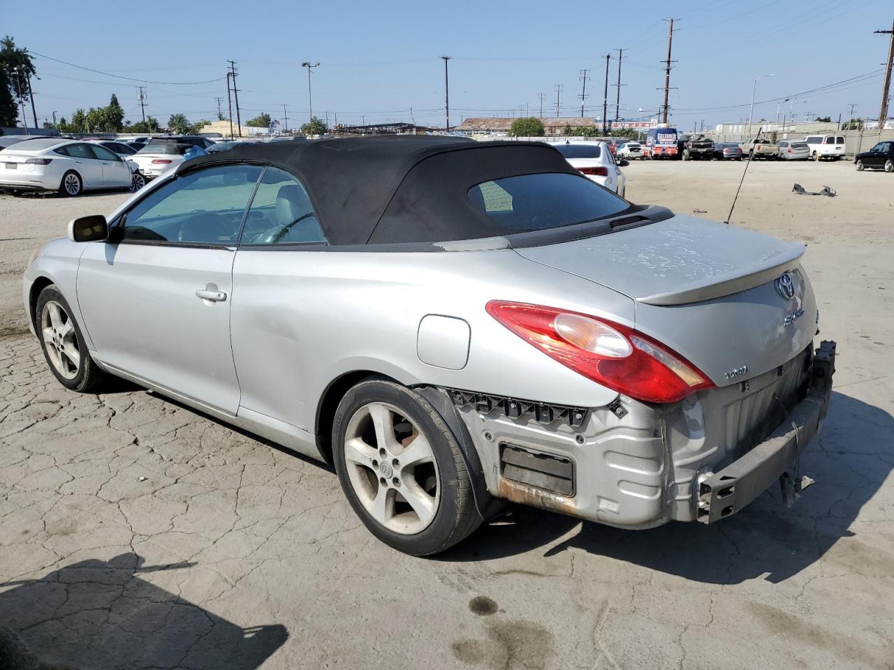 2005 TOYOTA CAMRY