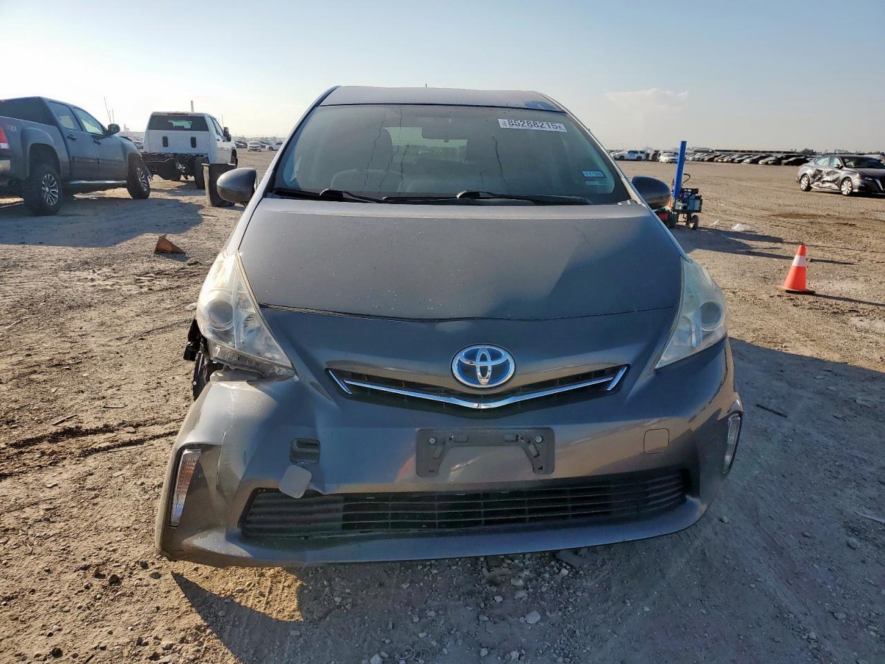 2014 TOYOTA PRIUS V
