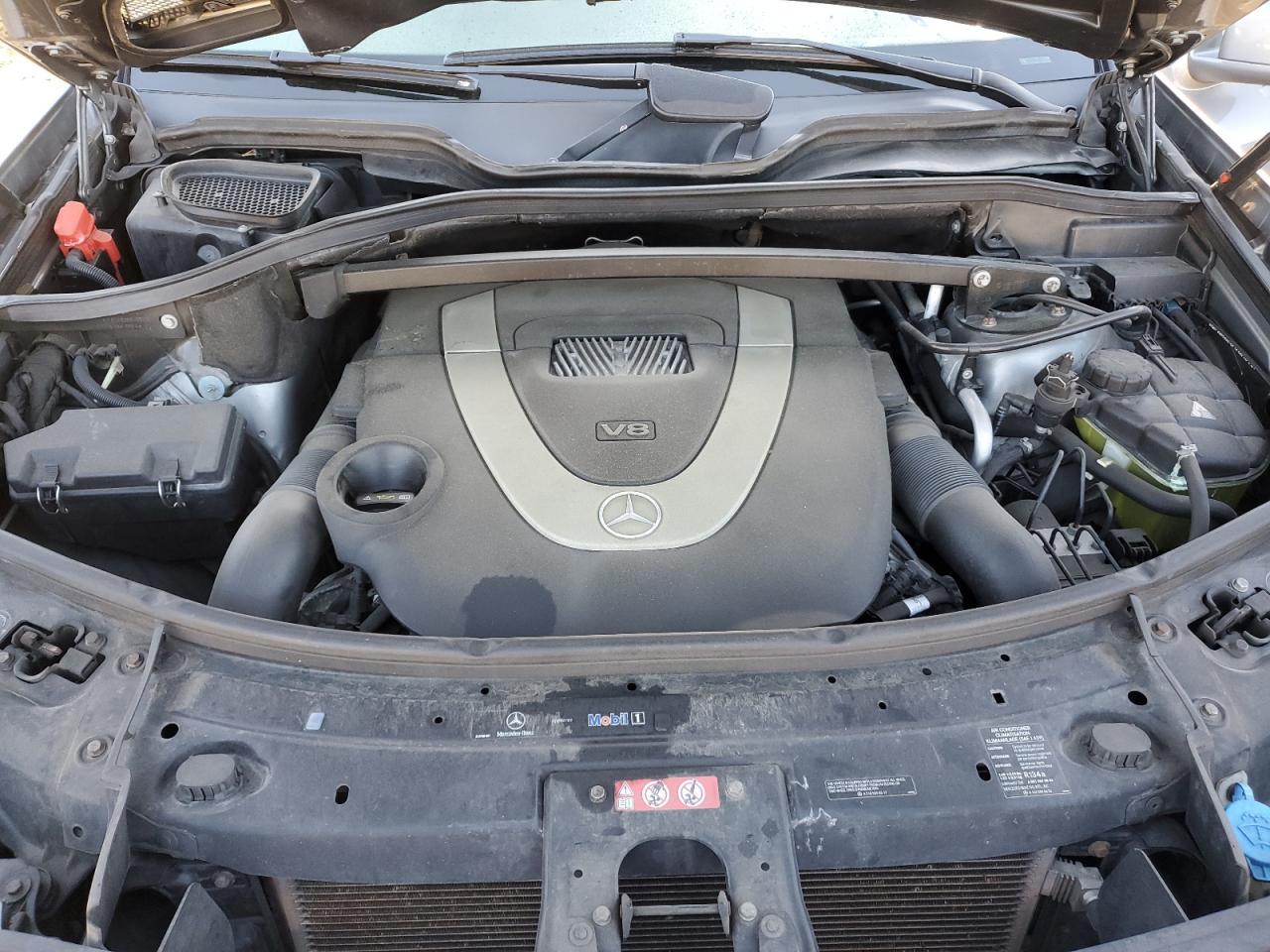 2011 MERCEDES-BENZ