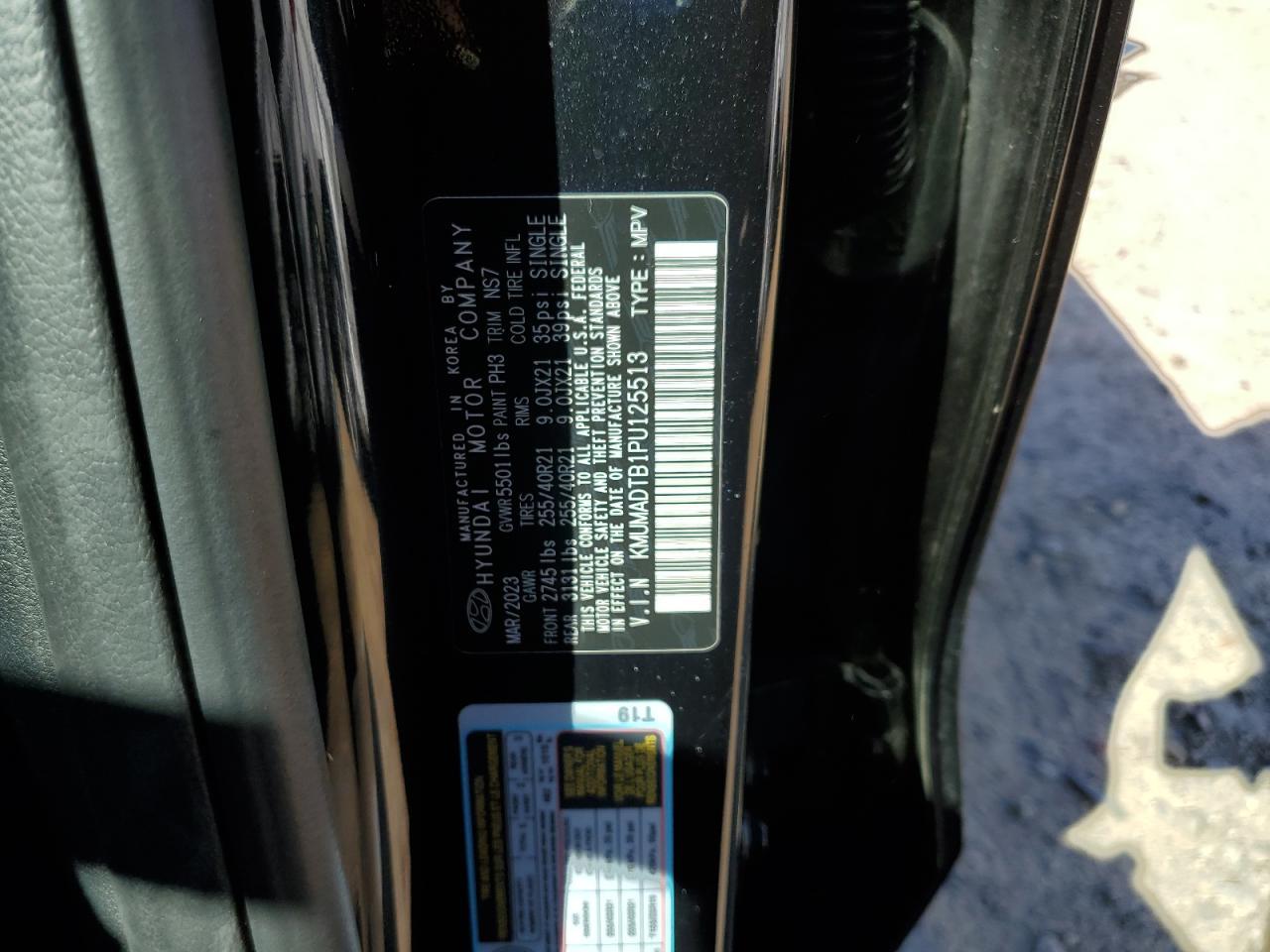 2023 GENESIS GV70