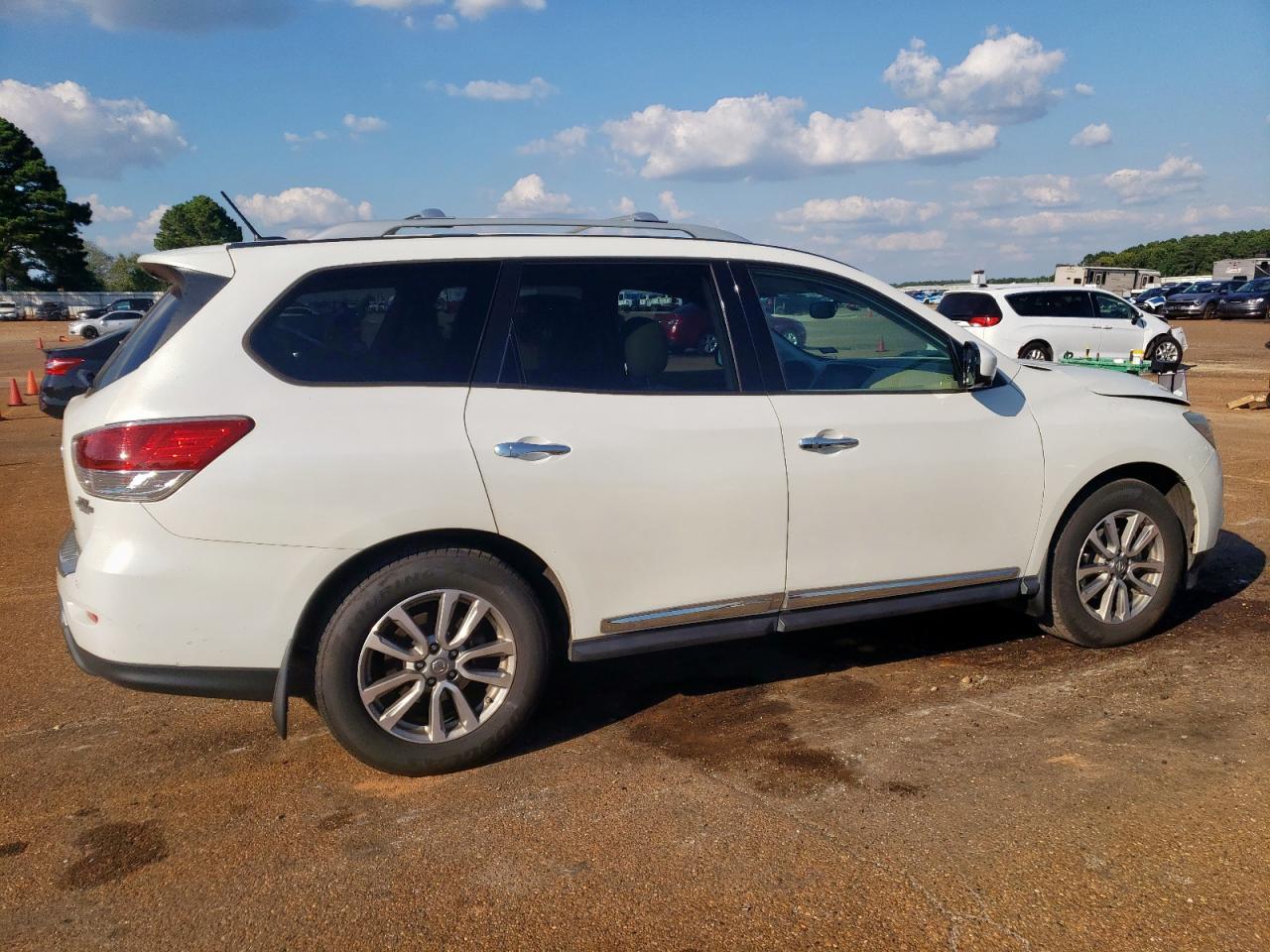 2016 NISSAN PATHFINDER