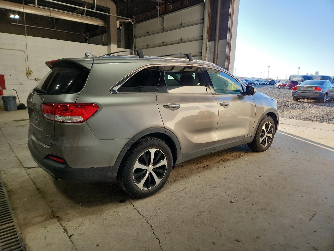 2017 KIA SORENTO