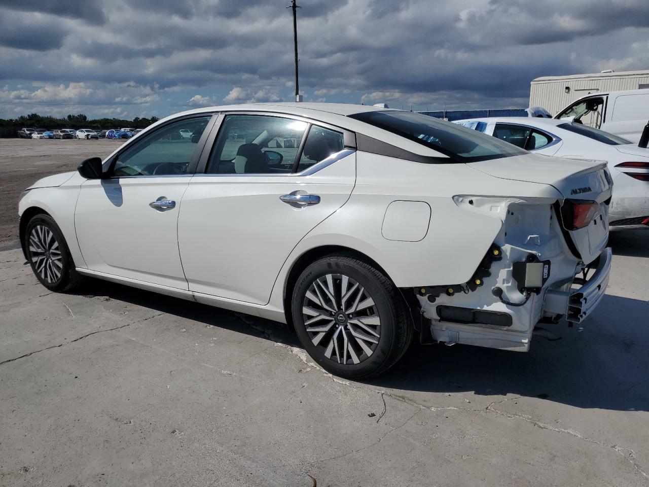 2025 NISSAN ALTIMA