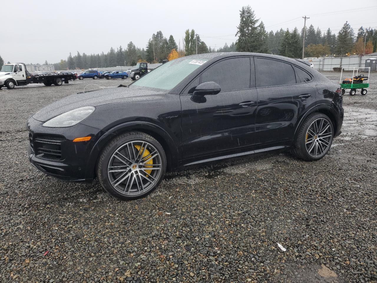 2022 PORSCHE CAYENNE
