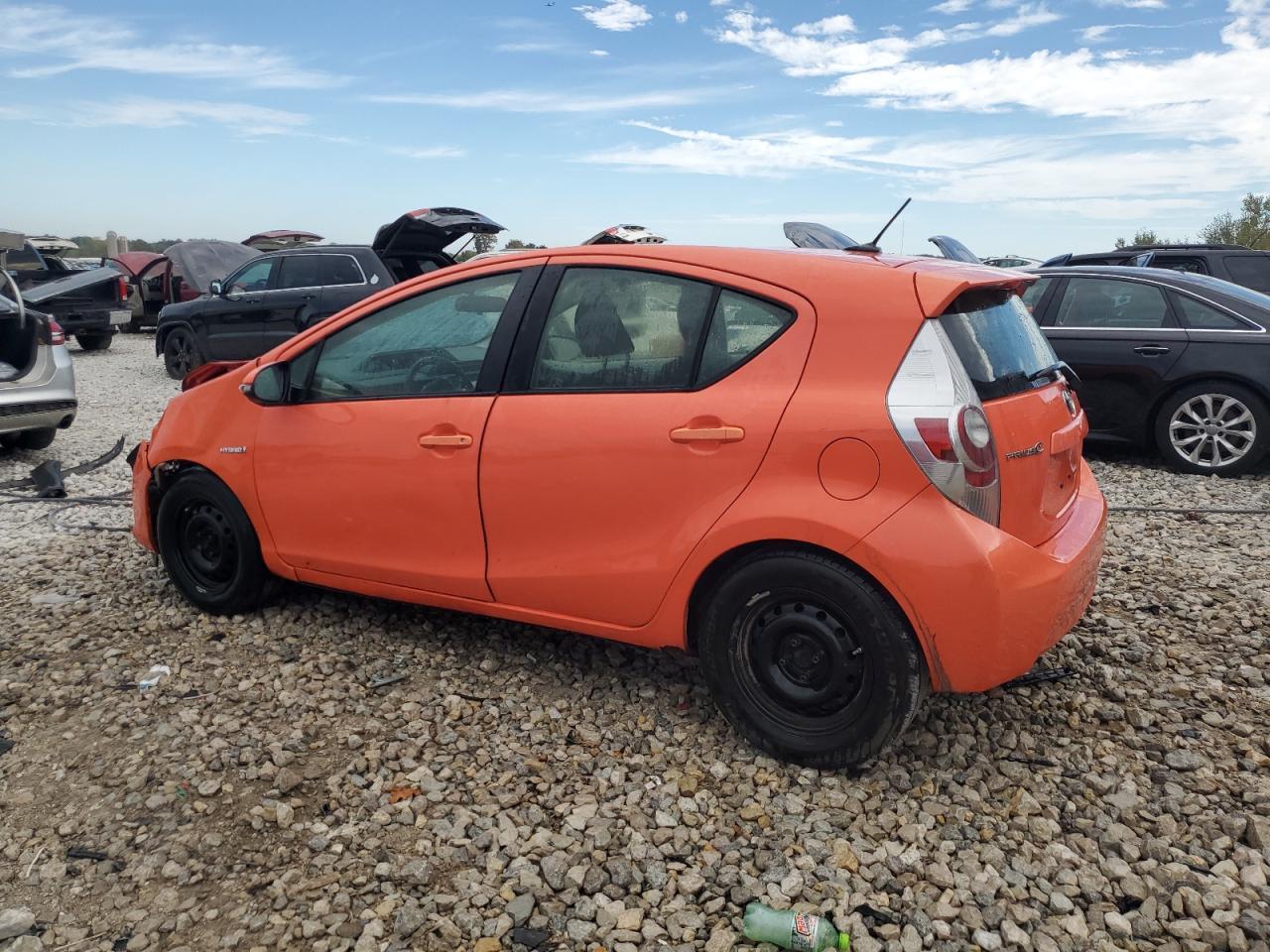 2013 TOYOTA Prius c