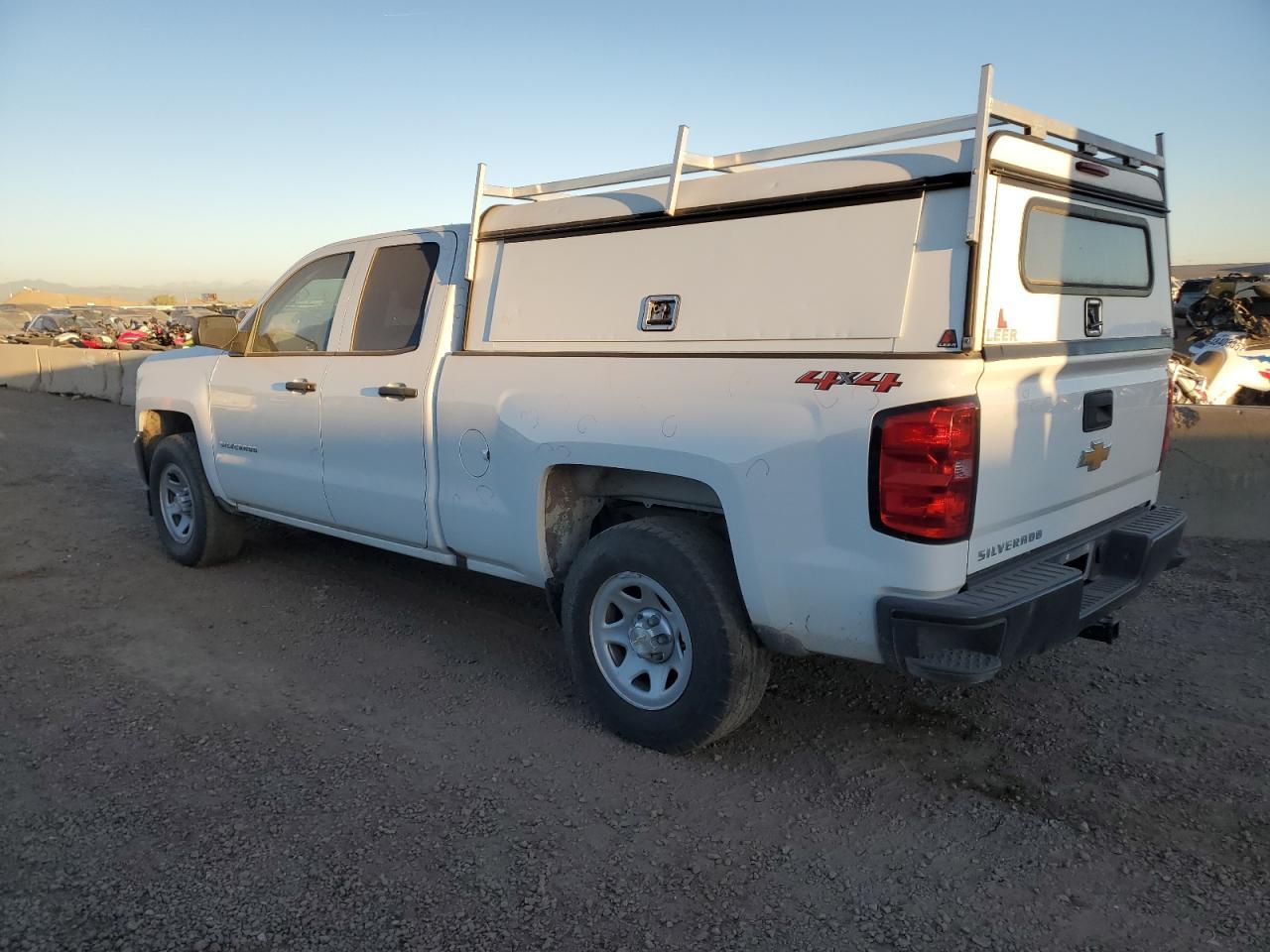 2018 CHEVROLET Silverado