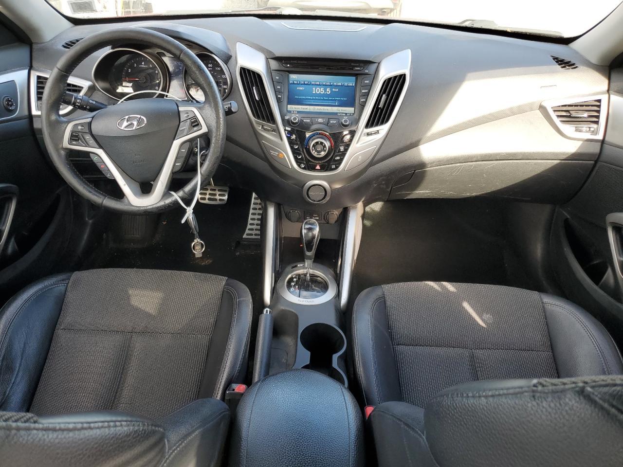2013 HYUNDAI VELOSTER