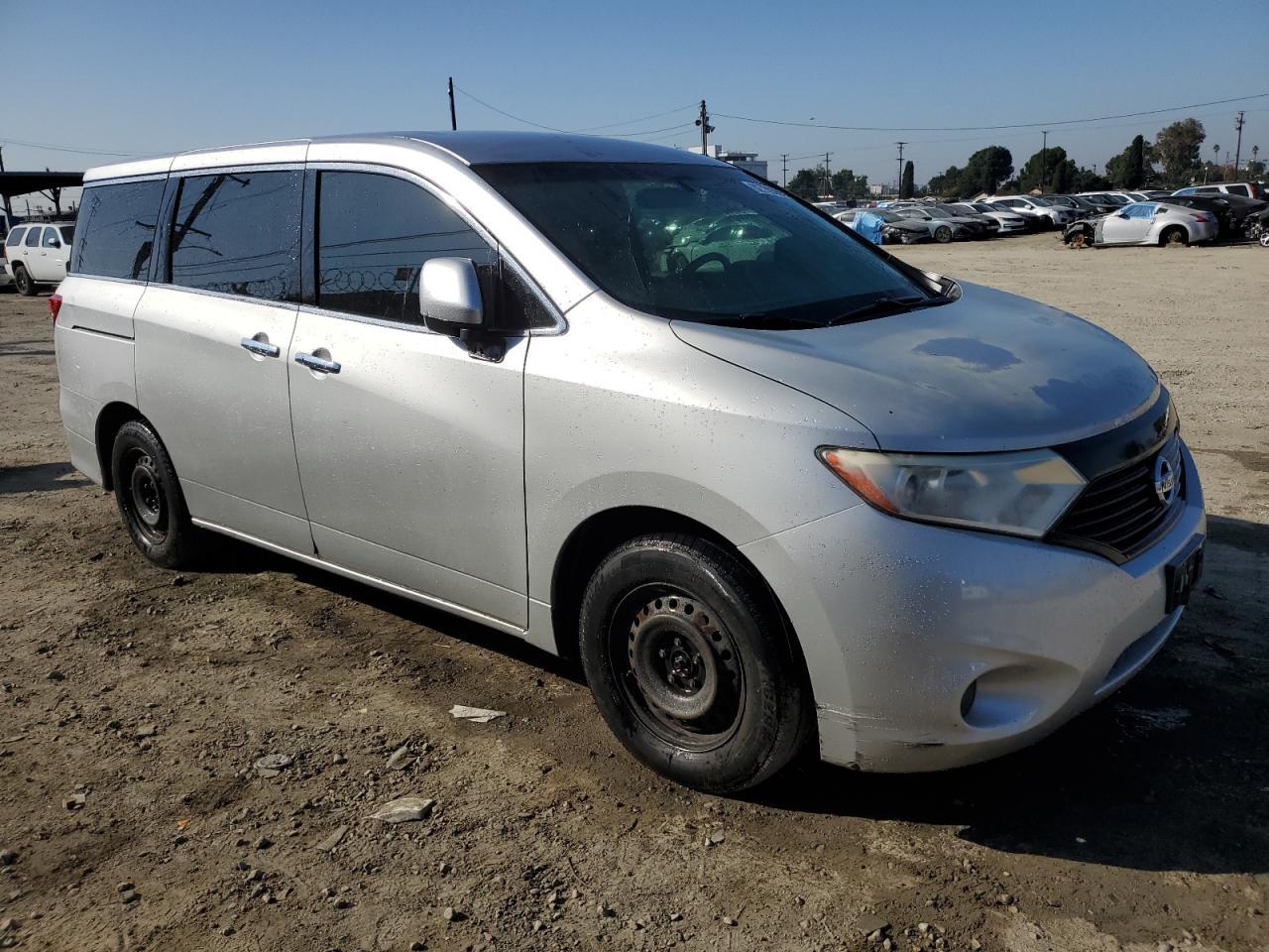 2015 NISSAN Quest